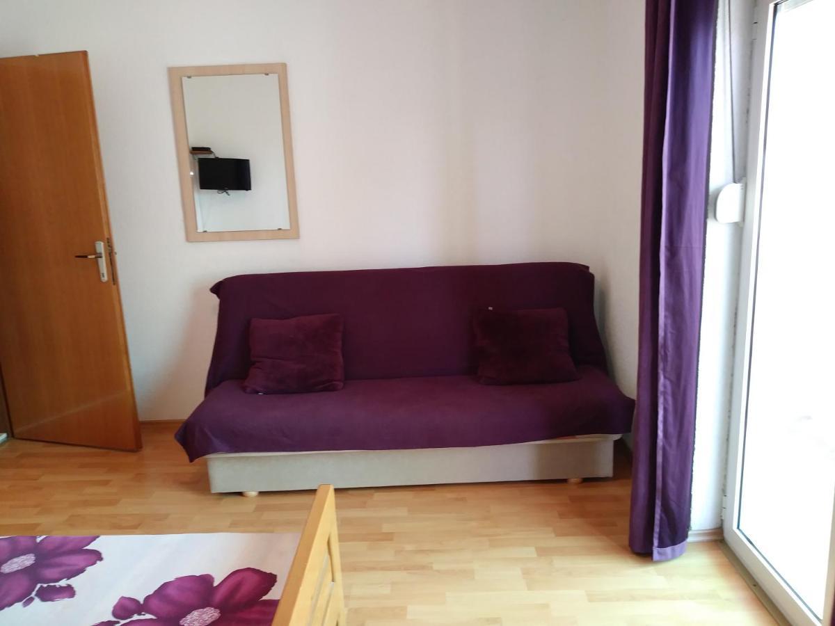 Nives Apartmani Pakoštane Zewnętrze zdjęcie
