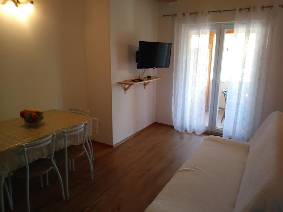 Nives Apartmani Pakoštane Zewnętrze zdjęcie