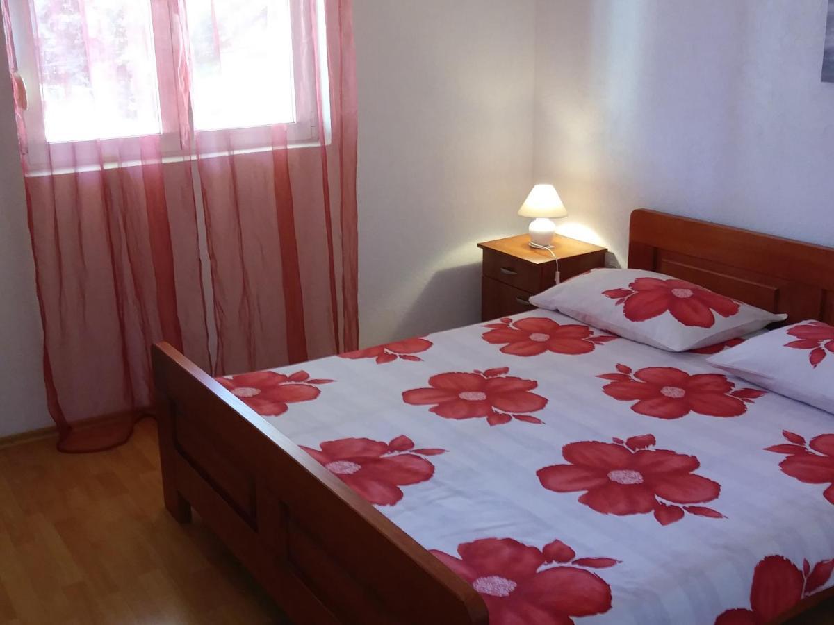 Nives Apartmani Pakoštane Zewnętrze zdjęcie