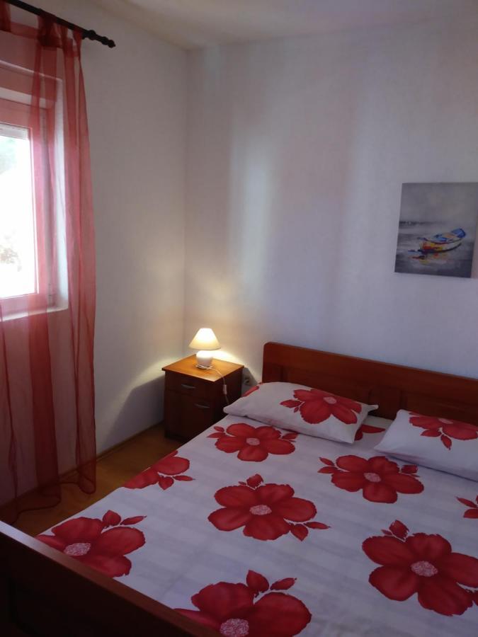 Nives Apartmani Pakoštane Zewnętrze zdjęcie