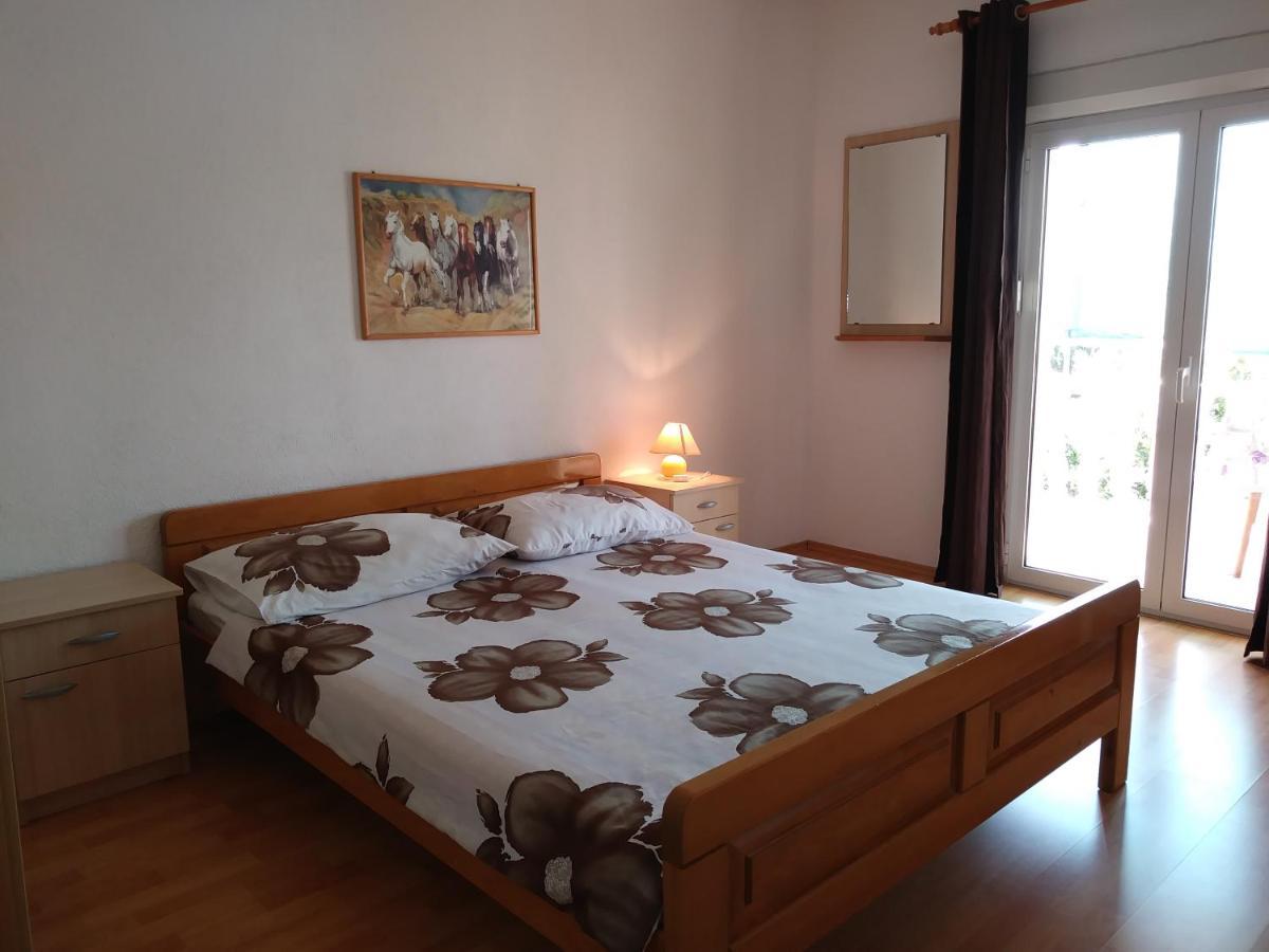Nives Apartmani Pakoštane Zewnętrze zdjęcie