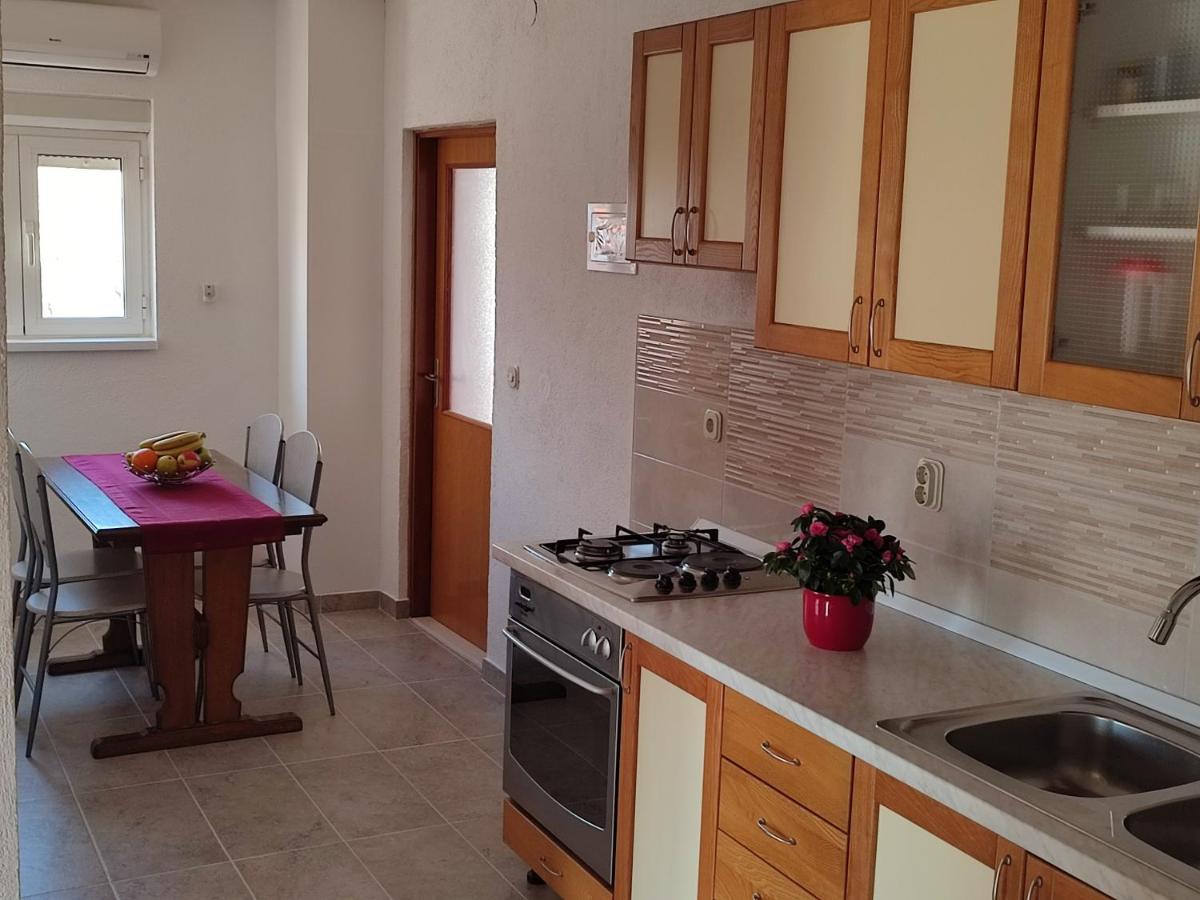 Nives Apartmani Pakoštane Zewnętrze zdjęcie